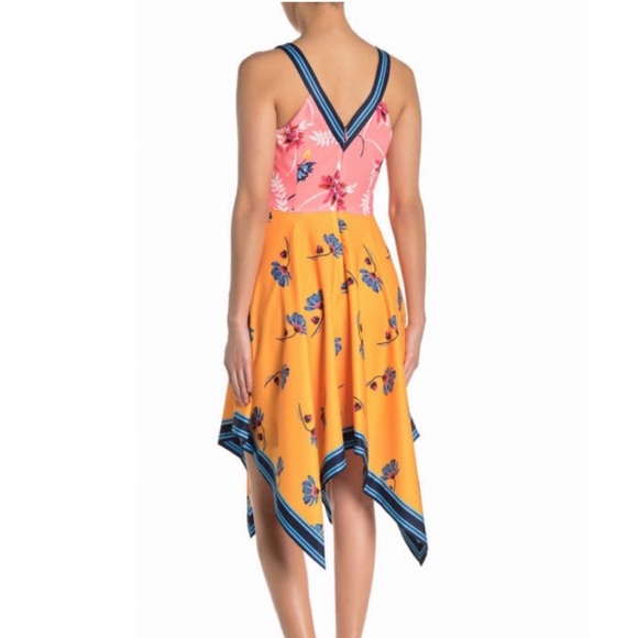 Guess floral color block handkerchief dress - Picture 3 of 4